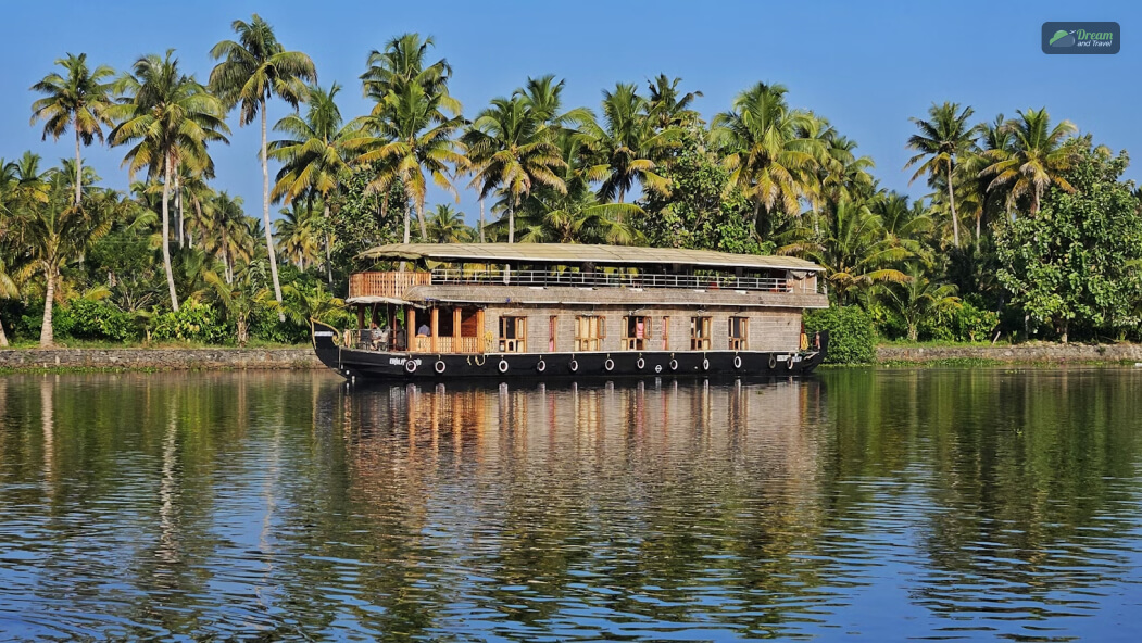 Staying In A Houseboat In The Backwaters