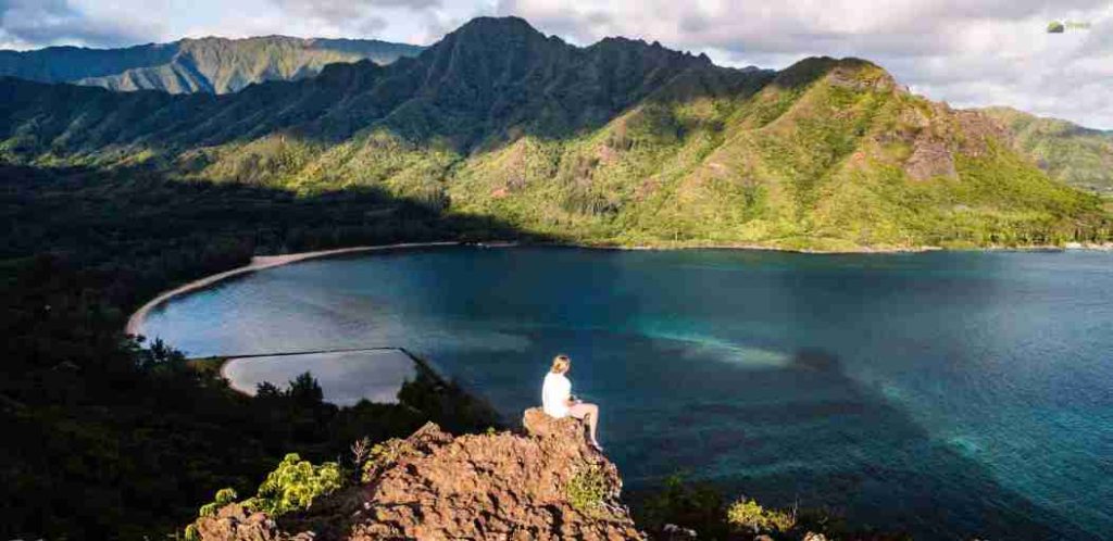 The Crouching Lion Hike Oahu Summit