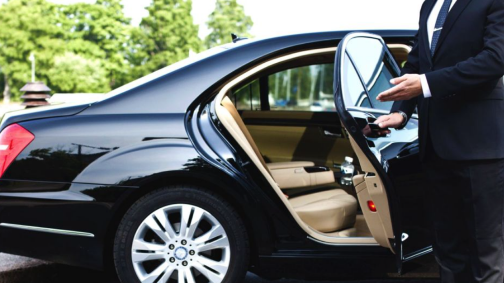 Why Hire A New York Chauffeur Service For Business Trips?