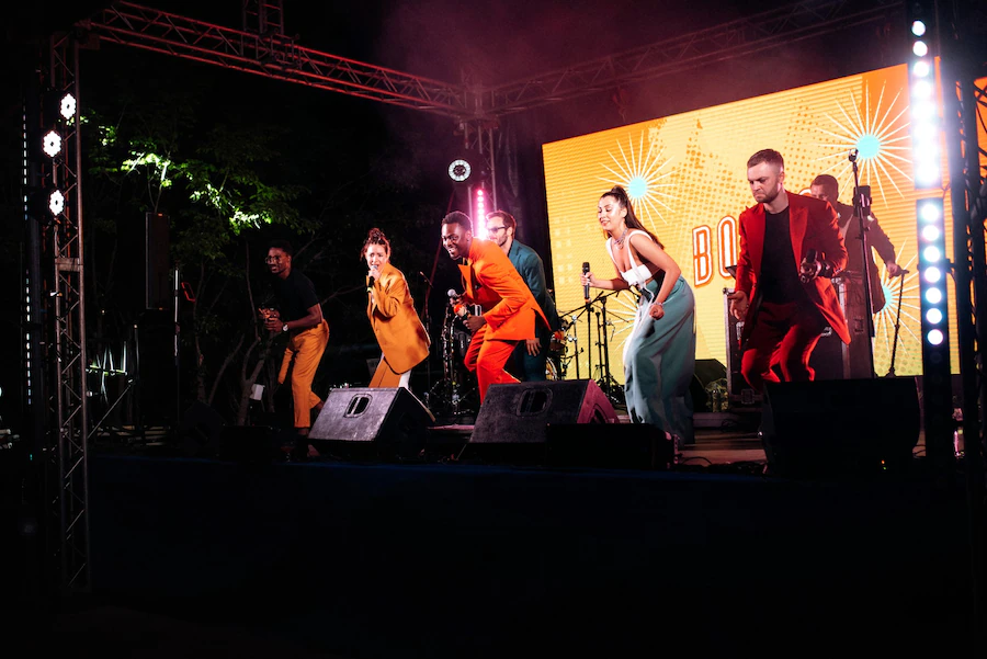 Live Music And Entertainment